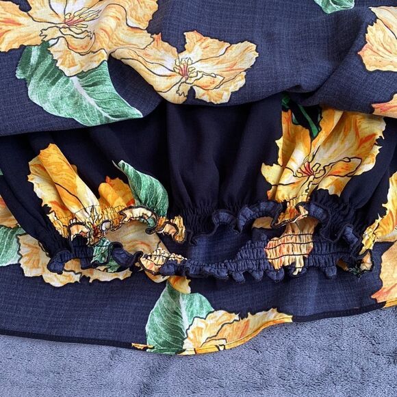 Zara Basic Collection Floral Crop Top Size Small - Picture 5 of 9